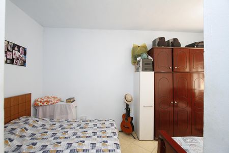 Casa à venda com 190m², 6 quartos e 5 vagasQuarto 2
