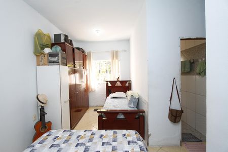 Casa à venda com 190m², 6 quartos e 5 vagasQuarto 2 - Suíte