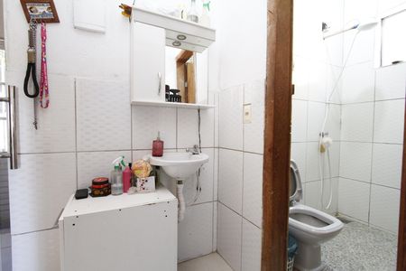 Banheiro Social de casa à venda com 6 quartos, 190m² em Vista Alegre, Belo Horizonte