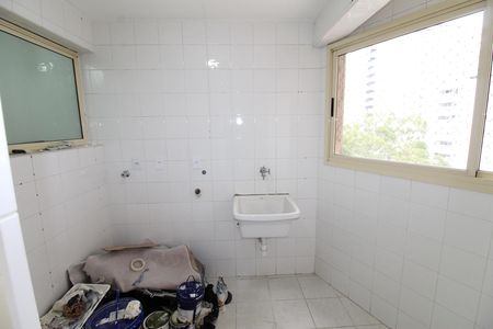 Apartamento para alugar com 133m², 4 quartos e 2 vagasÁrea de Serviço