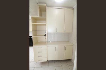 Apartamento para alugar com 133m², 4 quartos e 2 vagasCozinha