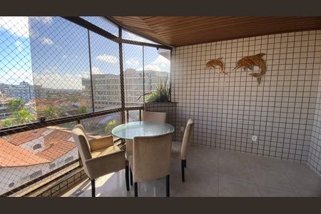 Apartamento para alugar com 136m², 3 quartos e 1 vagaVaranda