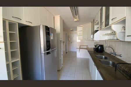 Apartamento para alugar com 136m², 3 quartos e 1 vagaCozinha