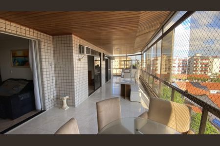 Apartamento para alugar com 136m², 3 quartos e 1 vagaVaranda