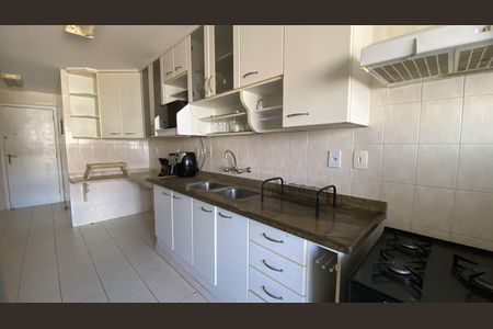 Apartamento para alugar com 136m², 3 quartos e 1 vagaCozinha