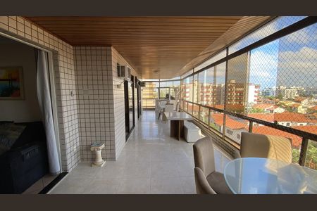 Apartamento para alugar com 136m², 3 quartos e 1 vagaVaranda
