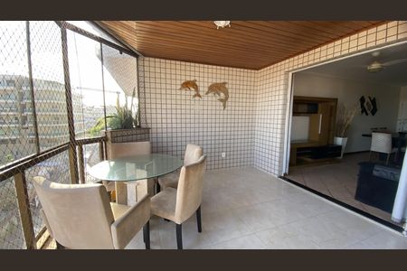 Apartamento para alugar com 136m², 3 quartos e 1 vagaVaranda