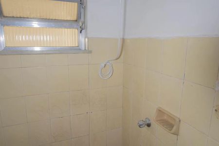 Casa para alugar com 48m², 1 quarto e sem vagaBanheiro 