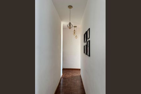 Corredor de apartamento à venda com 2 quartos, 54m² em Providencia, Belo Horizonte