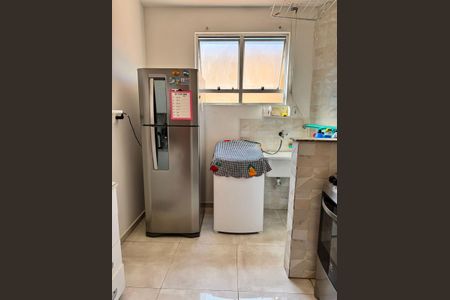 Cozinha de apartamento à venda com 2 quartos, 54m² em Providencia, Belo Horizonte