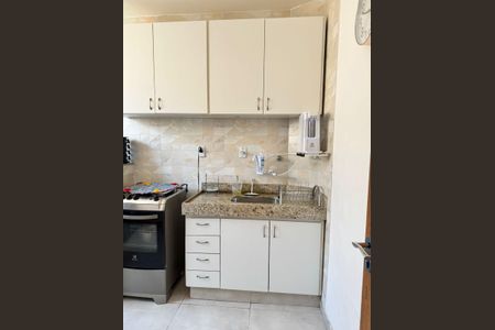 Cozinha de apartamento à venda com 2 quartos, 54m² em Providencia, Belo Horizonte
