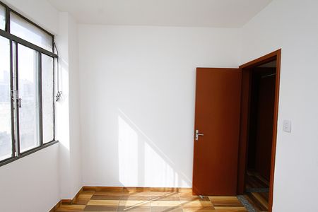 Apartamento para alugar com 90m², 2 quartos e sem vagaQuarto 1