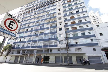 Fachada de apartamento para alugar com 2 quartos, 90m² em Barro Preto, Belo Horizonte