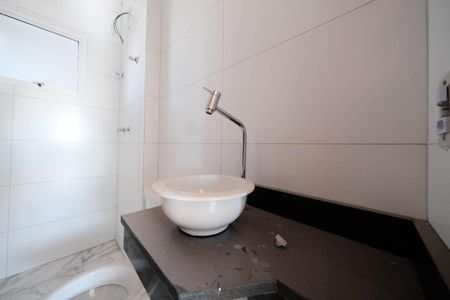 Apartamento para alugar com 53m², 2 quartos e sem vagaBanheiro