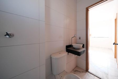 Banheiro de apartamento para alugar com 2 quartos, 53m² em Cidade Patriarca, São Paulo