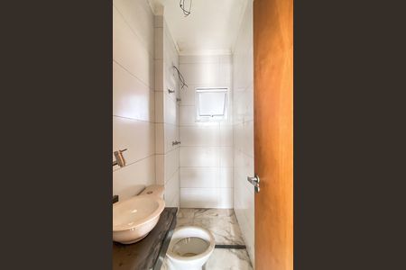 Banheiro de apartamento para alugar com 2 quartos, 53m² em Cidade Patriarca, São Paulo