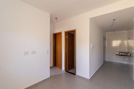 Sala e Cozinha de apartamento à venda com 2 quartos, 36m² em Guaianases, São Paulo