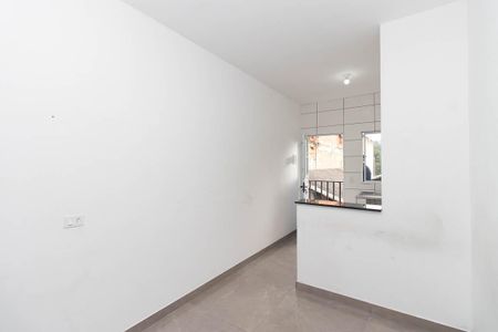 Kitnet de casa de condomínio para alugar com 1 quarto, 20m² em Vila Nilo, São Paulo