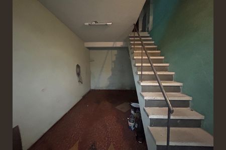 Foto 06 de casa à venda com 2 quartos, 150m² em Vila Bertioga, São Paulo