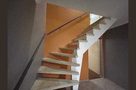 Foto 17 de casa à venda com 2 quartos, 150m² em Vila Bertioga, São Paulo