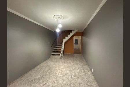 Foto 07 de casa à venda com 2 quartos, 150m² em Vila Bertioga, São Paulo