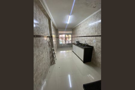 Casa para alugar com 320m², 3 quartos e 2 vagasCozinha