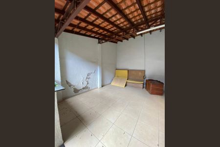 Casa para alugar com 320m², 3 quartos e 2 vagasSala