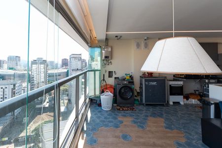 Apartamento para alugar com 90m², 2 quartos e 1 vaga Apartamento para alugar com 90m², 2 quartos e 1 vagaVaranda Estendida
