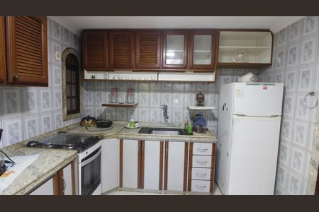 Casa para alugar com 200m², 2 quartos e 1 vagaCozinha