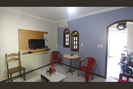 Sala de casa para alugar com 2 quartos, 200m² em Jardim Flamboyant, Cabo Frio