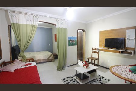Sala de casa para alugar com 2 quartos, 200m² em Jardim Flamboyant, Cabo Frio