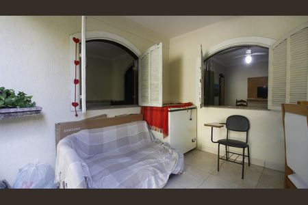 Casa para alugar com 200m², 2 quartos e 1 vagaVaranda