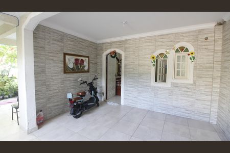 Casa para alugar com 200m², 2 quartos e 1 vagaVaranda