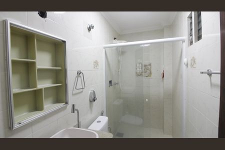 Banheiro Social de casa para alugar com 2 quartos, 200m² em Jardim Flamboyant, Cabo Frio