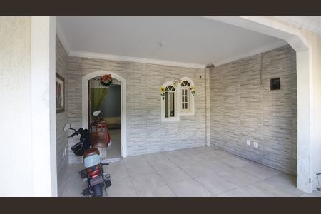 Casa para alugar com 200m², 2 quartos e 1 vagaVaranda