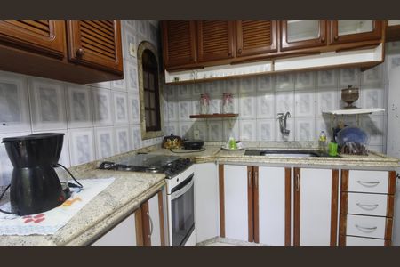 Cozinha de casa para alugar com 2 quartos, 200m² em Jardim Flamboyant, Cabo Frio