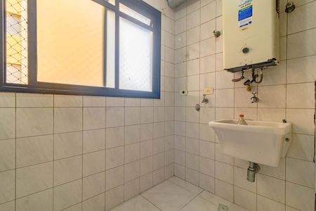 Apartamento à venda com 71m², 3 quartos e 2 vagas Apartamento à venda com 71m², 3 quartos e 2 vagasÁrea de serviço