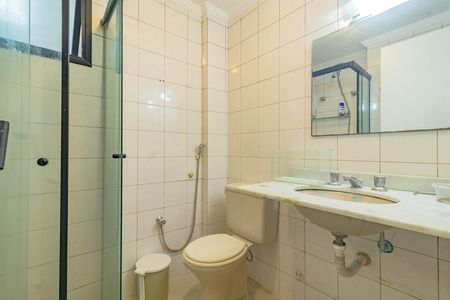 Apartamento à venda com 71m², 3 quartos e 2 vagas Apartamento à venda com 71m², 3 quartos e 2 vagasBanheiro social