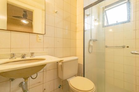 Apartamento à venda com 71m², 3 quartos e 2 vagas Apartamento à venda com 71m², 3 quartos e 2 vagasBanheiro da suíte
