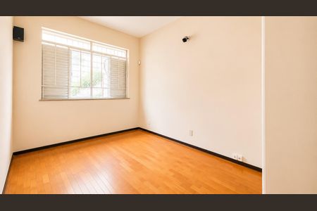 Casa para alugar com 360m², 6 quartos e 3 vagasSuíte 4