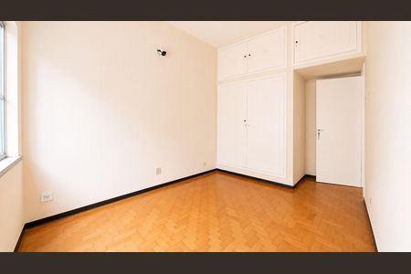 Casa para alugar com 360m², 6 quartos e 3 vagasSuíte 4