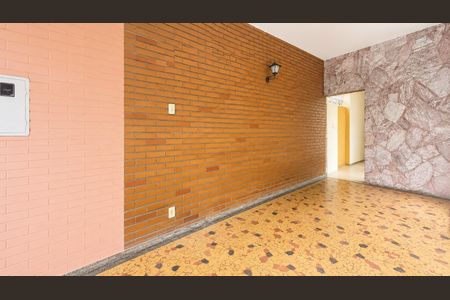 Área comum de casa para alugar com 6 quartos, 360m² em Alto Barroca, Belo Horizonte