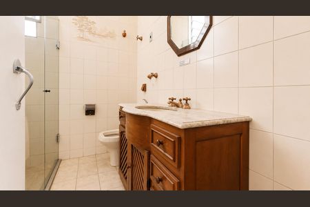 Casa para alugar com 360m², 6 quartos e 3 vagasBanheiro da suíte 3
