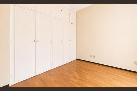 Casa para alugar com 360m², 6 quartos e 3 vagasSuíte 2