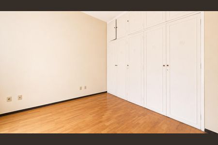 Casa para alugar com 360m², 6 quartos e 3 vagasSuíte 2
