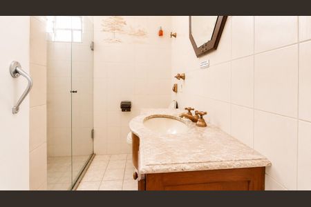 Casa para alugar com 360m², 6 quartos e 3 vagasBanheiro da suíte 3