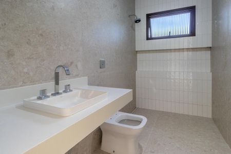 Casa à venda com 700m², 4 quartos e 4 vagas