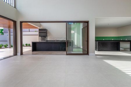 Casa à venda com 700m², 4 quartos e 4 vagas