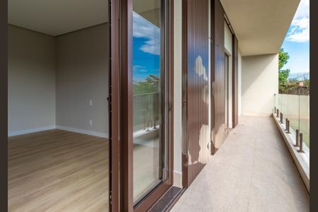 Casa à venda com 700m², 4 quartos e 4 vagas