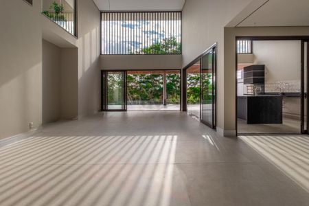 Casa à venda com 700m², 4 quartos e 4 vagas